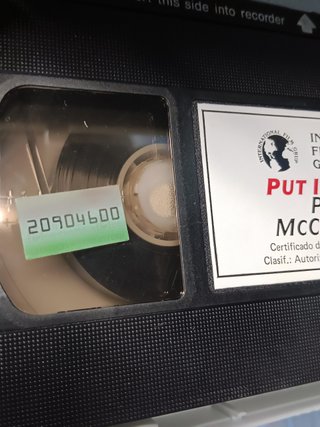 vhs, VIDEO , BEATLES , PAUL MCCARTNEY ,  GET BACK + PUT IT THERE- 1990-1991