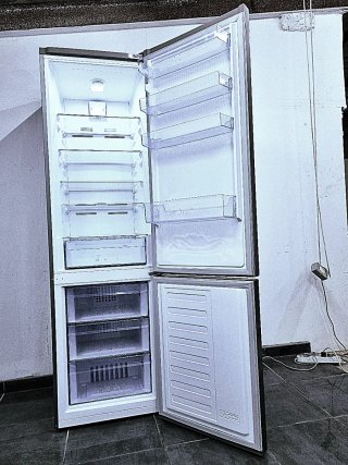 nevera beko gris A+++ no-frost 2 metros muy buena