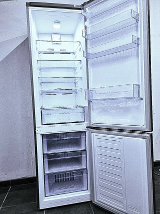 nevera beko gris A+++ no-frost 2 metros muy buena