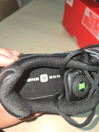 Nike Shox Ride 2 Zapatillas Negras y Verdes
