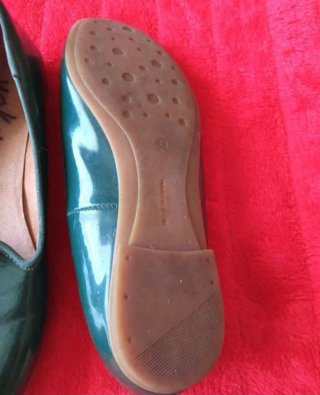 Zapatos planos YOLOH azul y verde 5€ cada uno