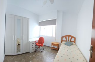 Habitaciones en piso compartido con internet