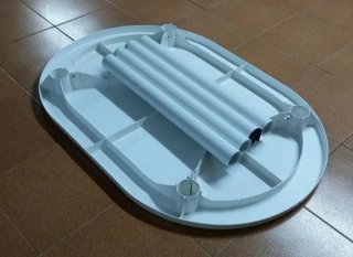 Tavolo ovale smontabile con ombrellone