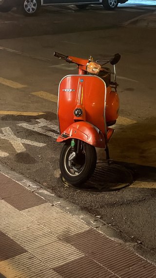 Vespa Naranja 1978