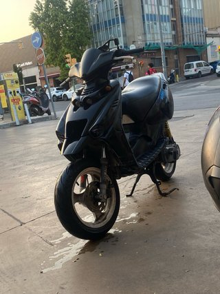 Beta Ark Scooter Negra