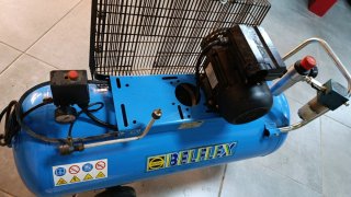 Compresor BELFLEX Lt.100 para reparar.