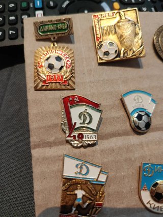 Pins fútbol Ucrania Dinamo Kiev años 80