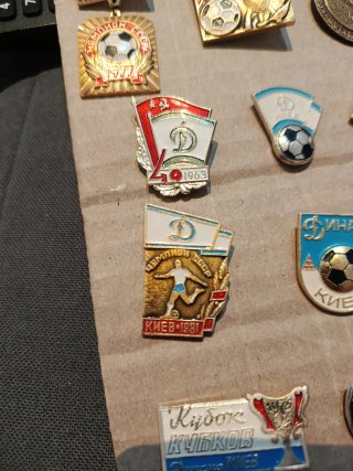 Pins fútbol Ucrania Dinamo Kiev años 80
