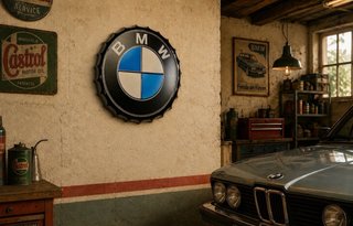 Placa BMW em chapa para decoração