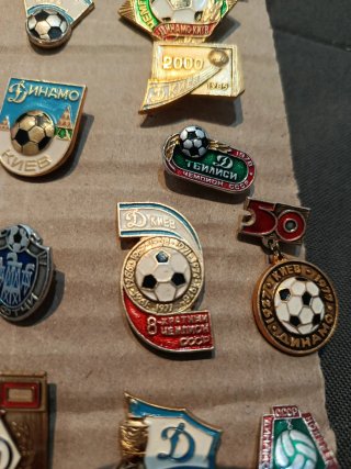 Pins de fútbol: Dynamo Kiev 1975-1981