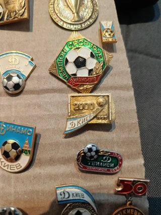 Pins de fútbol: Dynamo Kiev 1975-1981