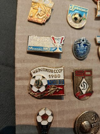 Pins de fútbol: Dynamo Kiev 1975-1981