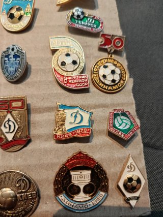 Pins de fútbol: Dynamo Kiev 1975-1981
