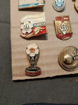 Pins de fútbol: Dynamo Kiev 1975-1981
