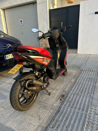 Aprilia SR Motard 50cc (airsal alusport 70cc)