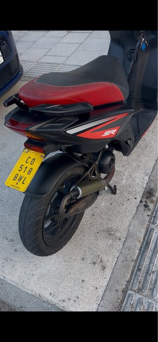 Aprilia SR Motard 50cc (airsal alusport 70cc)