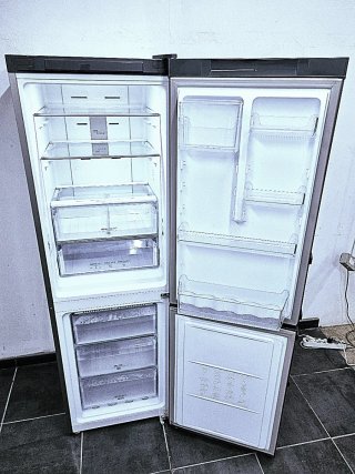 Nevera Hotpoint Ariston Gris no-frost bajo consumo