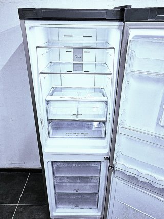 Nevera Hotpoint Ariston Gris no-frost bajo consumo