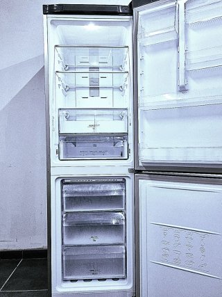 Nevera Hotpoint Ariston Gris no-frost bajo consumo