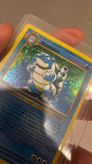 Carta Pokémon Blastoise Base Set 1st Edition Holo