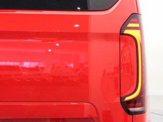 VOLKSWAGEN COMERCIALES CARAVELLE 2.5 EHYBRID PHEV SWB AUTO PREMIUM 233 5P 8 Plazas