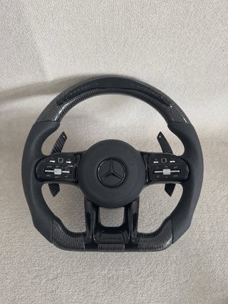 Volante Mercedes AMG Carbono