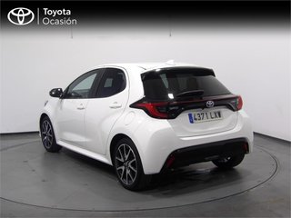 TOYOTA Yaris 1.5 120H Style