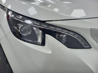 PEUGEOT 3008 HYBRID 225 E-EAT8 GT LINE