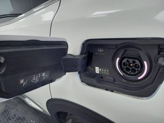 PEUGEOT 3008 HYBRID 225 E-EAT8 GT LINE