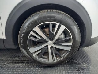 PEUGEOT 3008 HYBRID 225 E-EAT8 GT LINE