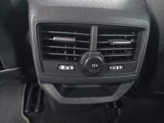 PEUGEOT 3008 HYBRID 225 E-EAT8 GT LINE