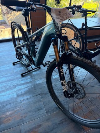 Bicicleta Eléctrica Specialized Montaña
