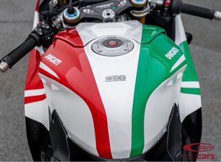 Ducati Panigale V4 Tricolore