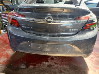 PARAGOLPES TRASERO Opel Insignia Berlina (2008->)
