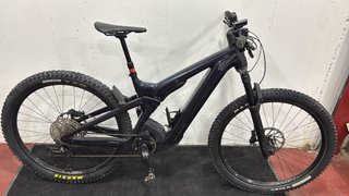 Bici elettrica da montagna Scott