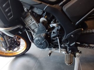 Kove 450 RR Negra Deportiva