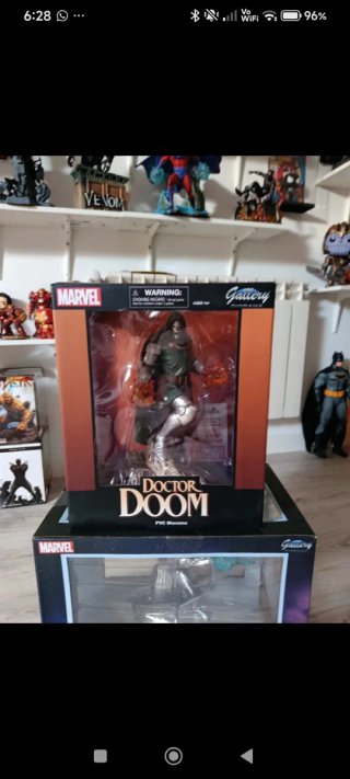 Figura Marvel Doctor Doom PVC Diorama