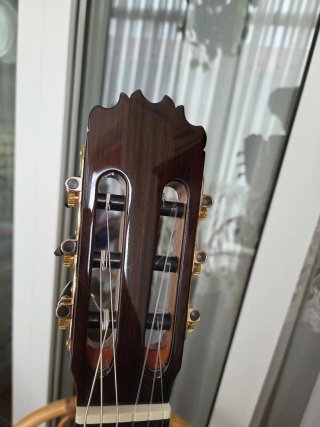 Guitarra Flamenca Jose Rincon amplificada.