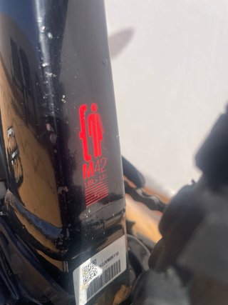 E-bike  MOUSTACHE + guantes GIRO