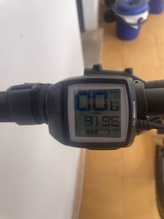 E-bike  MOUSTACHE + guantes GIRO