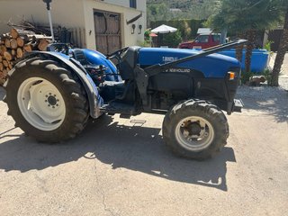 Tractor New Holland 75 CV 4x4