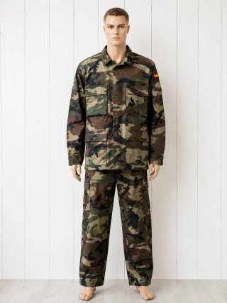 Conjunto militar Camuflaje Boscoso España