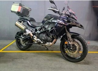 Benelli trk 502x.18000km
