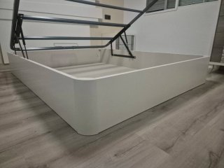 Canapé abatible metálico y madera