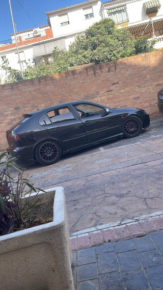 SEAT Leon 2004