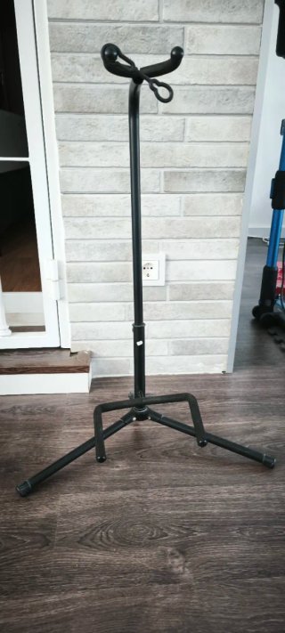 Soporte de suelo para guitarra