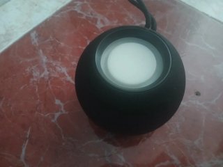 Altavoz Portátil Negro y Blanco