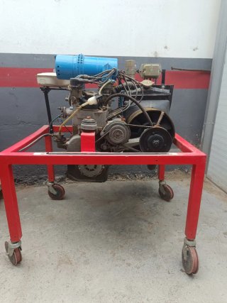 Banco de pruebas motor Seat 600