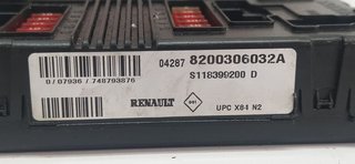 CAJA RELES / FUSIBLES RENAULT SCENIC II Authentique