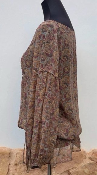 Blusa CARAMELO estampado paisley